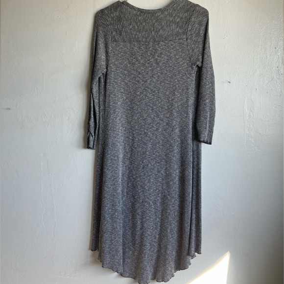 G BY GUESS, gray, knee length cardigan. Size medium - Picture 2 of 2
